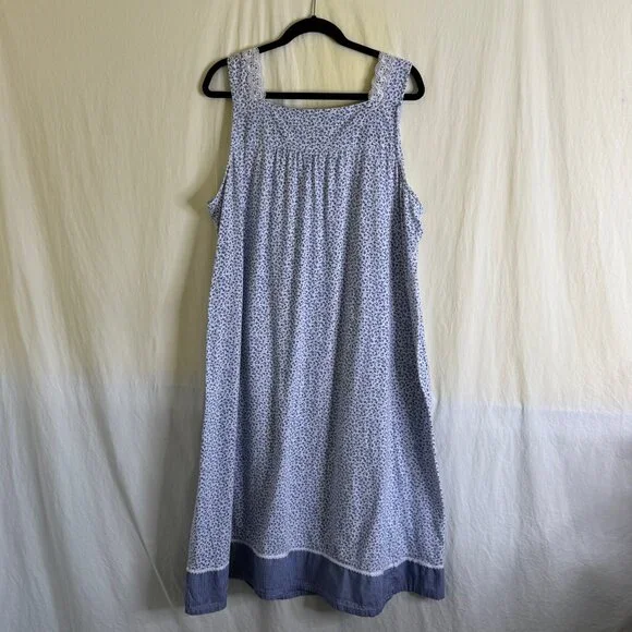 Celestial Dreams Nightgown & Robe Women's Sz 2X/3X Blue & White Floral & Checked - Picture 4 of 12